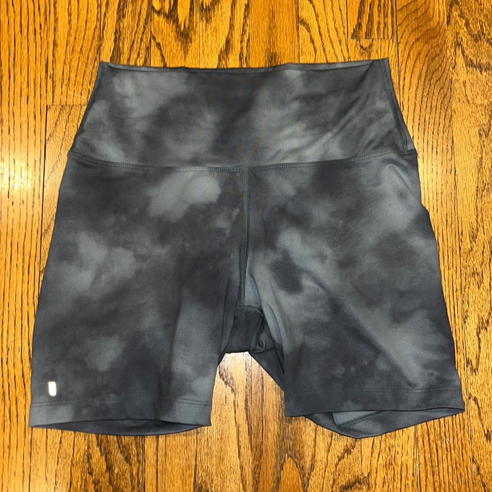 NOBULL Women's Athletic Shorts - Black Tie-Dye